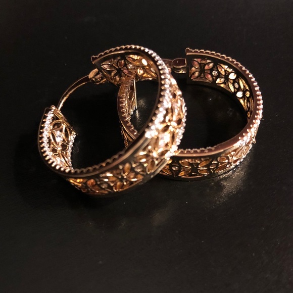 COPY - Swarovski 18k Gold-Plated Filigree Hoop Earrings - Picture 2 of 7